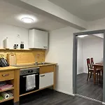 Charmante Im Gaesschen *