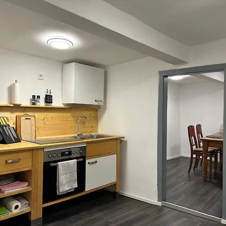 Charmante Im Gaesschen *